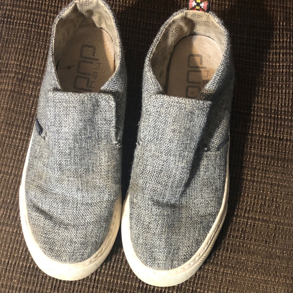 Hey Dude woman’s Linen shoes in size 8